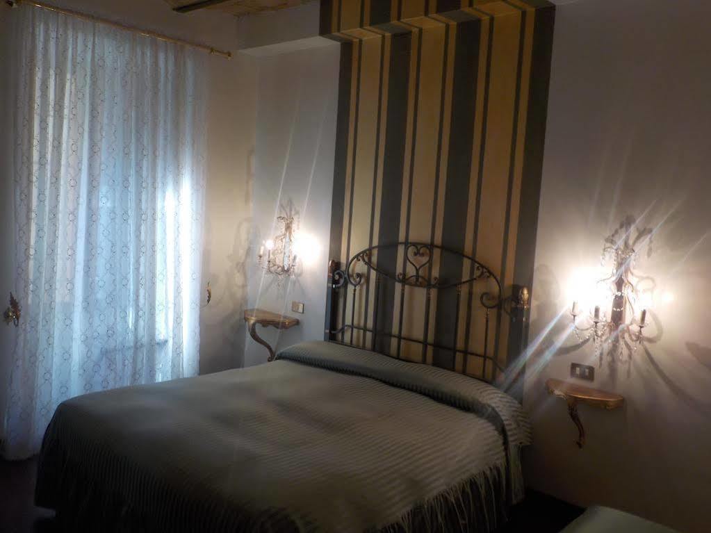 Hotel Antica Locanda Roma Ngoại thất bức ảnh
